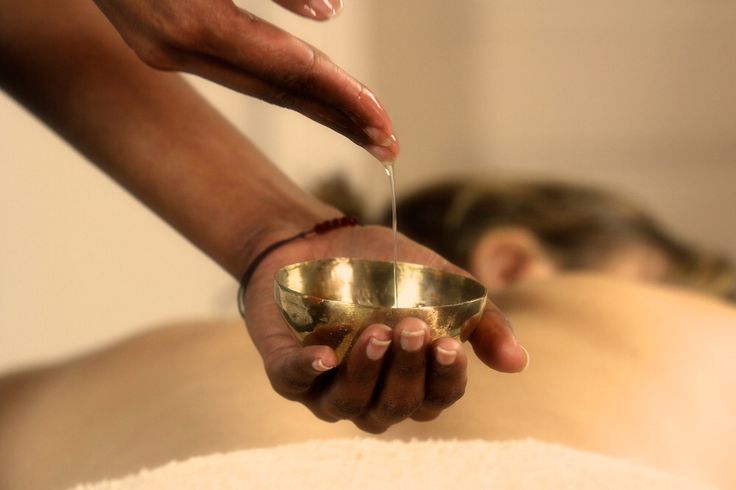 03. Massages Bambou/Pierres chaudes, Ayurvédique Abhyanga au bol kansu et Jasmin